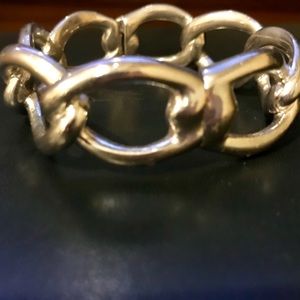 Metal link hinged magnetic bracelet
